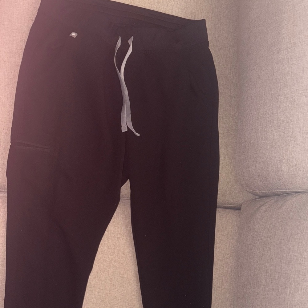 Figs black joggers